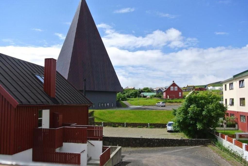 Torshavn - Central - City & Ocean Views - 3Br 외부 사진